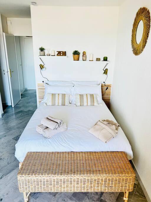 Studio Chic & Cosy Vue Mer, Clim, Parking ลา กร็องเดอ-ม็อต ภายนอก รูปภาพ