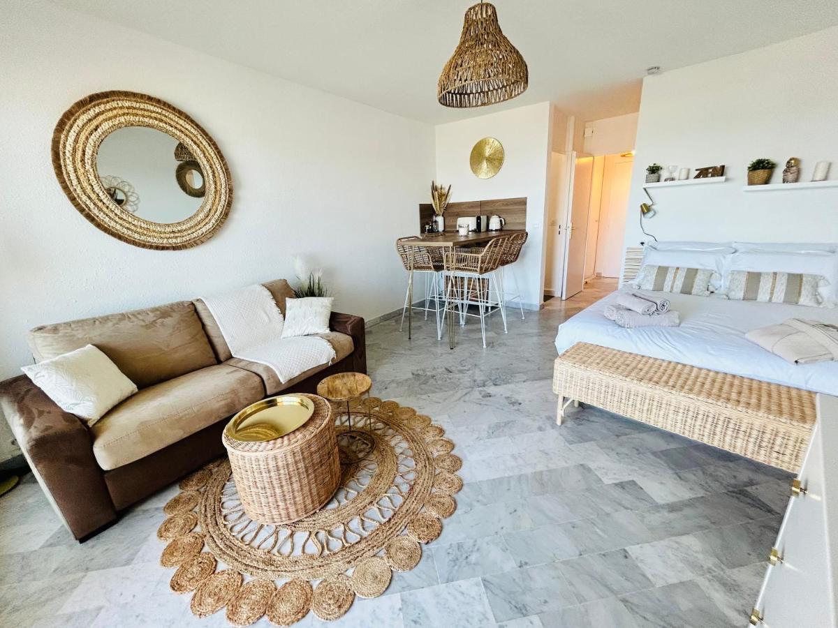 Studio Chic & Cosy Vue Mer, Clim, Parking ลา กร็องเดอ-ม็อต ภายนอก รูปภาพ